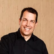 Dominik Wowra