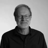 Stefan Holst